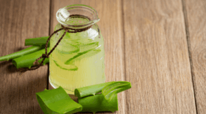 óleo de babosa no cabelo