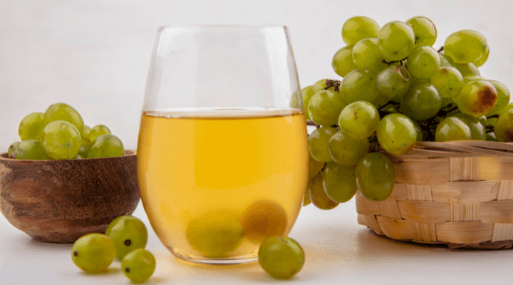 óleo de semente de uva no cabelo